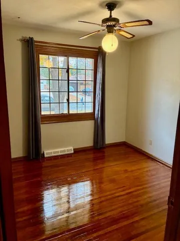 $375,000 | 2597 Southlawn Drive, St. Paul, MN 55109