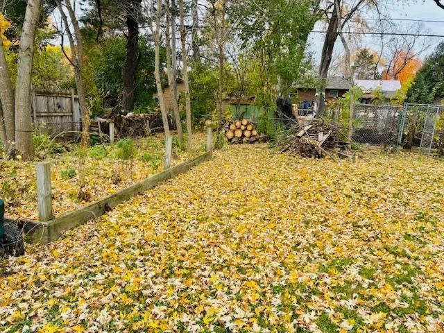 $375,000 | 2597 Southlawn Drive, St. Paul, MN 55109