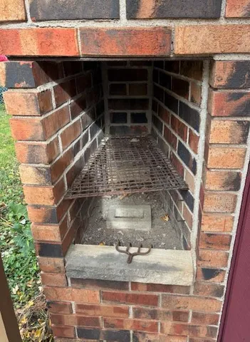 $375,000 | 2597 Southlawn Drive, St. Paul, MN 55109