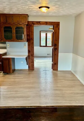 $375,000 | 2597 Southlawn Drive, St. Paul, MN 55109