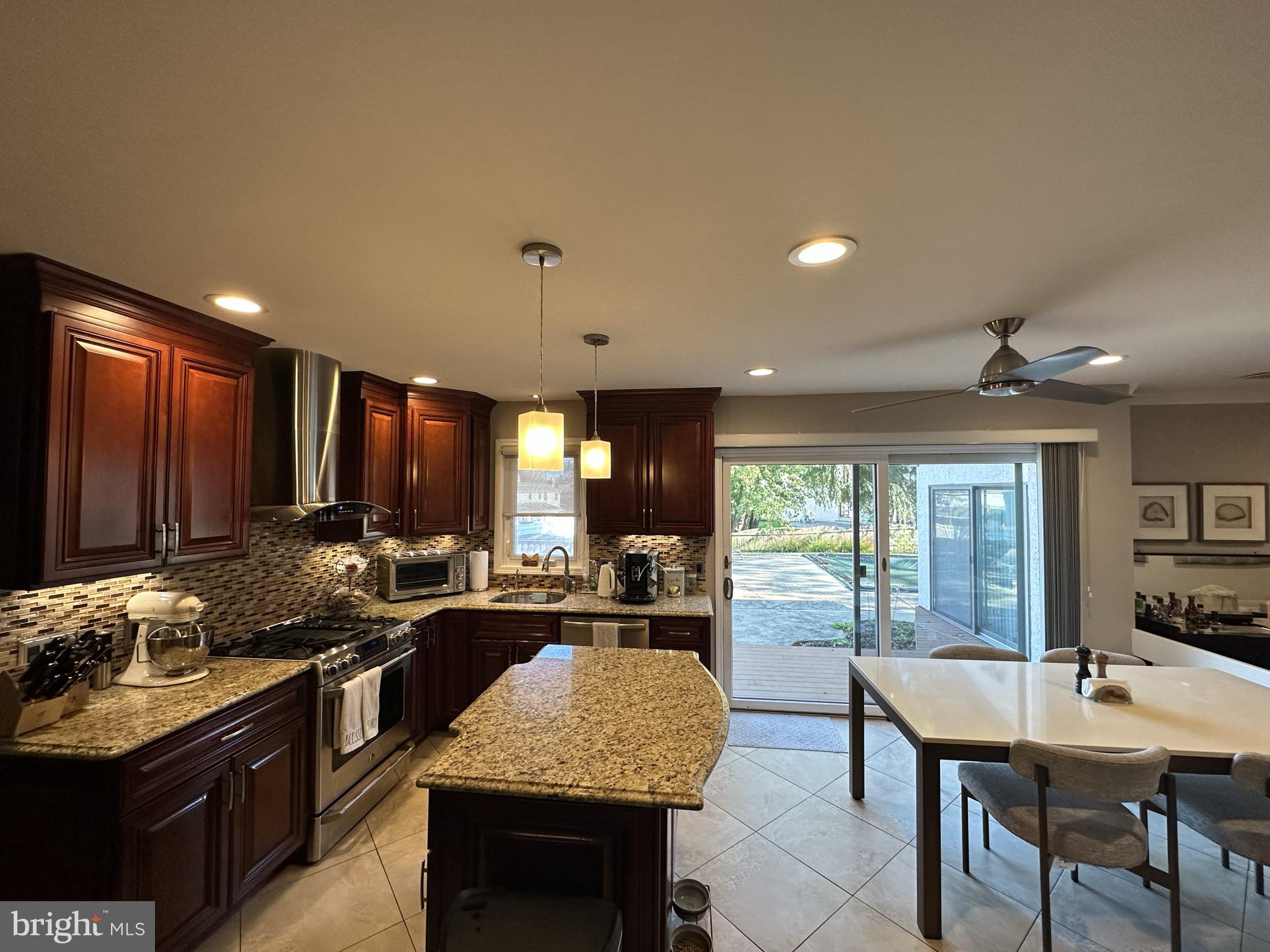 2269 Pine Road Huntingdon Valley, PA 19006 - Photo 28 of 61