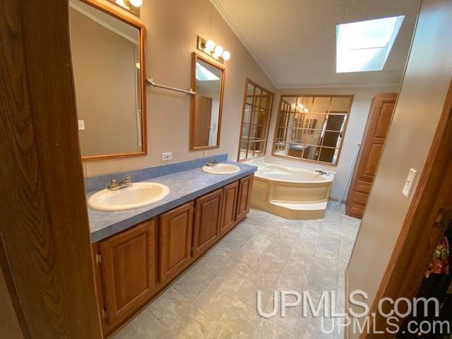1114 Town Line Road Gulliver, MI 49840 - Photo 12 of 30 Gallery Image 12