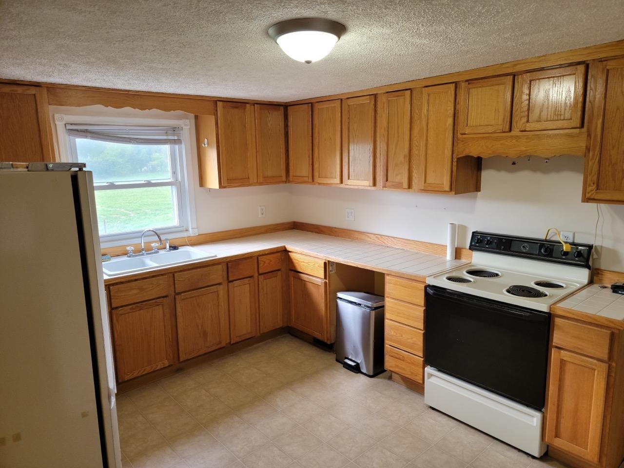 1604 State Ferry Road Solsberry, IN 47459 - Photo 7 of 30 Gallery Image 7