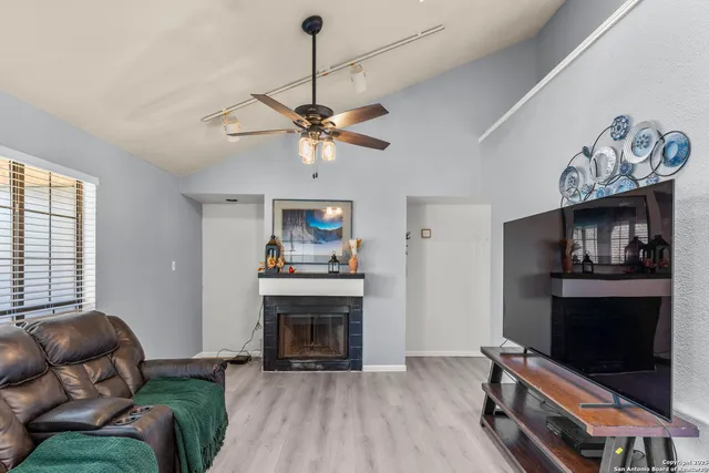 $100,000 | 6100 Woodlake Parkway, Unit 312, San Antonio, TX 78244