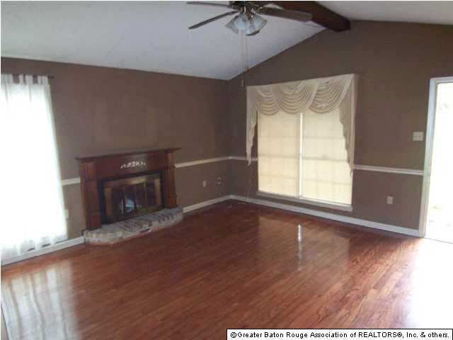 15977 Manchester Avenue Baton Rouge, LA 70816 - Photo 2 of 6 Gallery Image 2