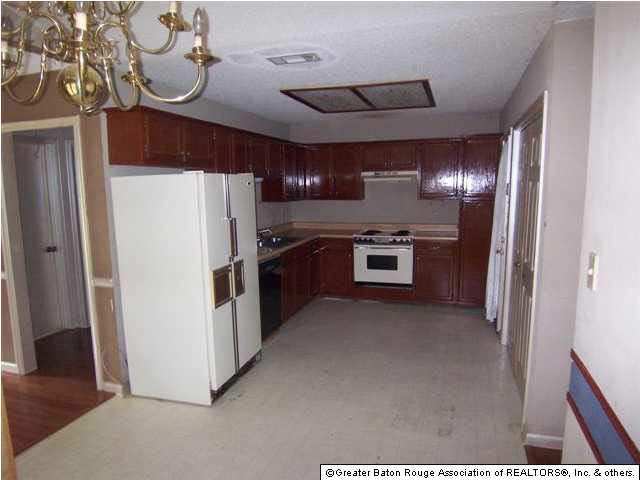 15977 Manchester Avenue Baton Rouge, LA 70816 - Photo 3 of 6 Gallery Image 3