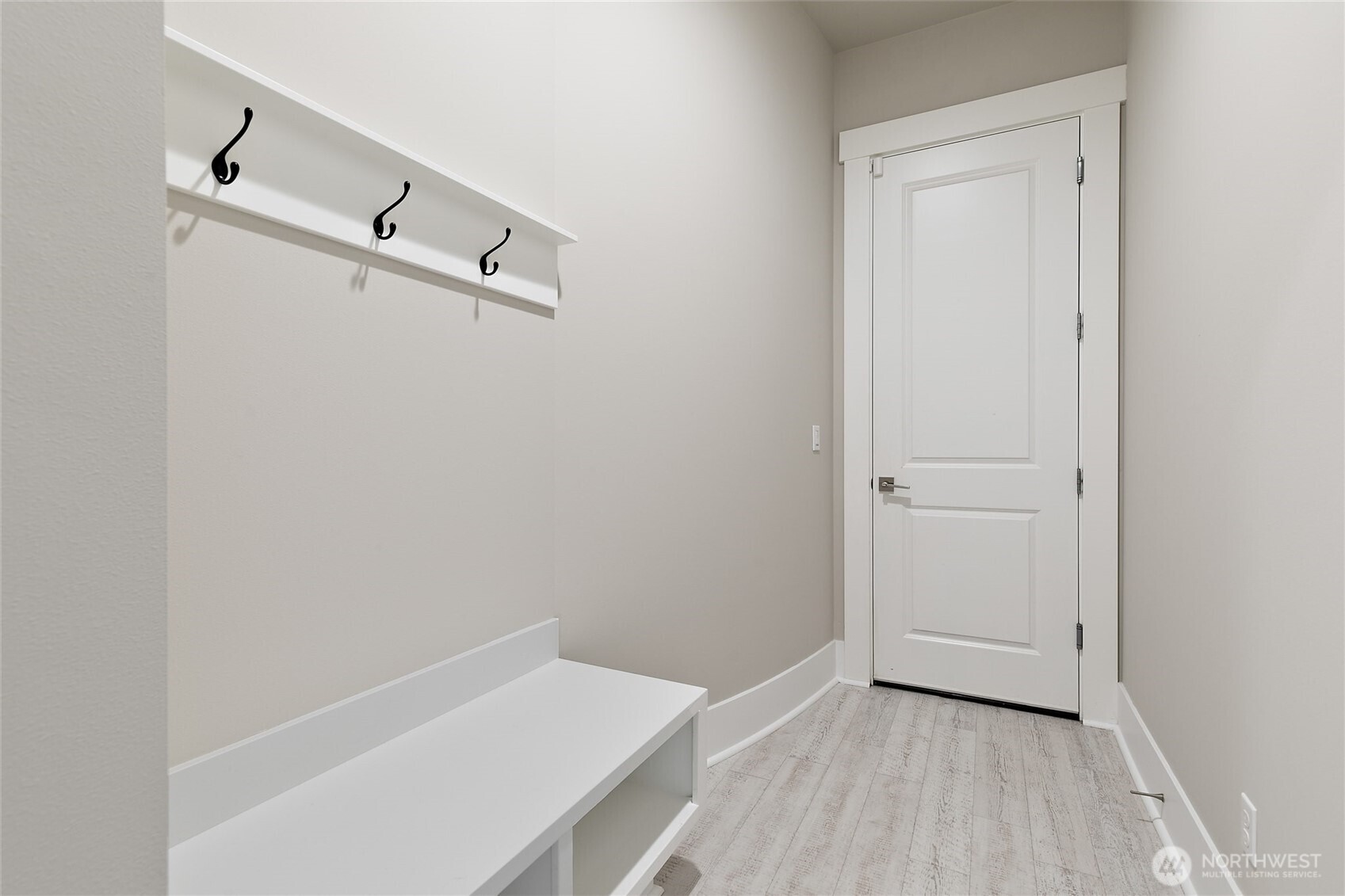 11575 Southeast 81st Street Newcastle, WA 98056 - Photo 7 of 40 a view of small space with empty racks