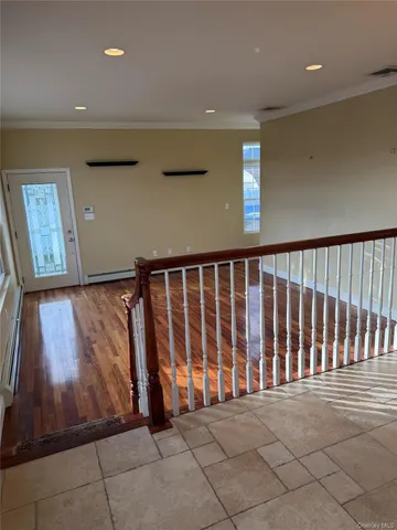 $6,000 | 72 North Fordham Road, Hicksville, NY 11801