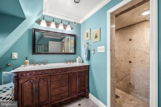 $749,900 | 503 East Gravers Lane, Wyndmoor, PA 19038