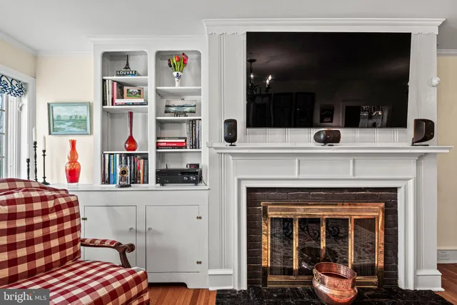 $749,900 | 503 East Gravers Lane, Wyndmoor, PA 19038