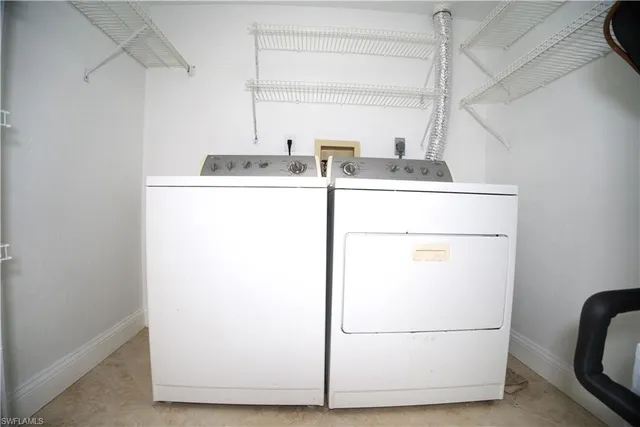 $199,000 | 134 Cypress Way East, Unit 3, Naples, FL 34110