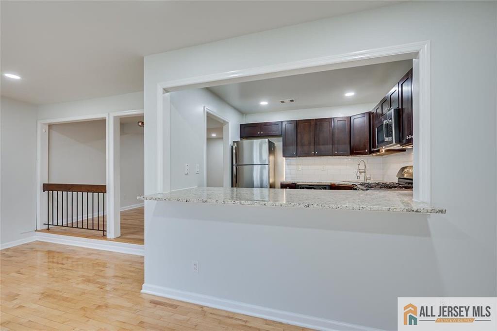 3406 Hana Road Edison, NJ 08817 - Photo 22 of 61