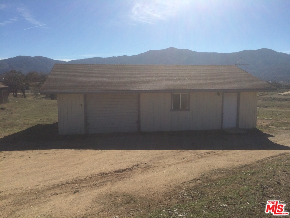 20752 Schell Ranch Road Caliente, CA 93518 - Photo 16 of 22