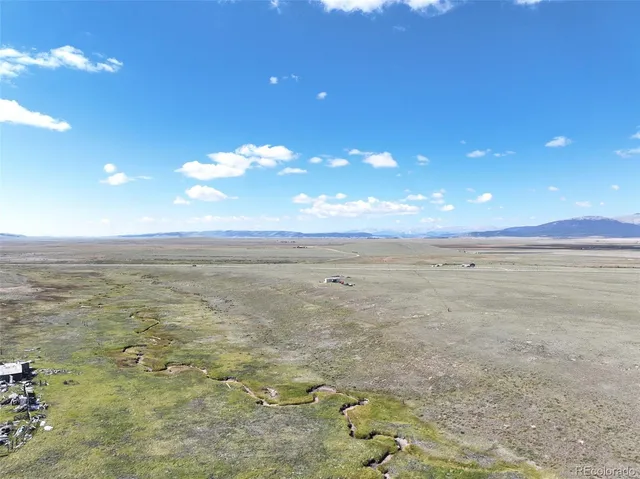 a view of a sky view