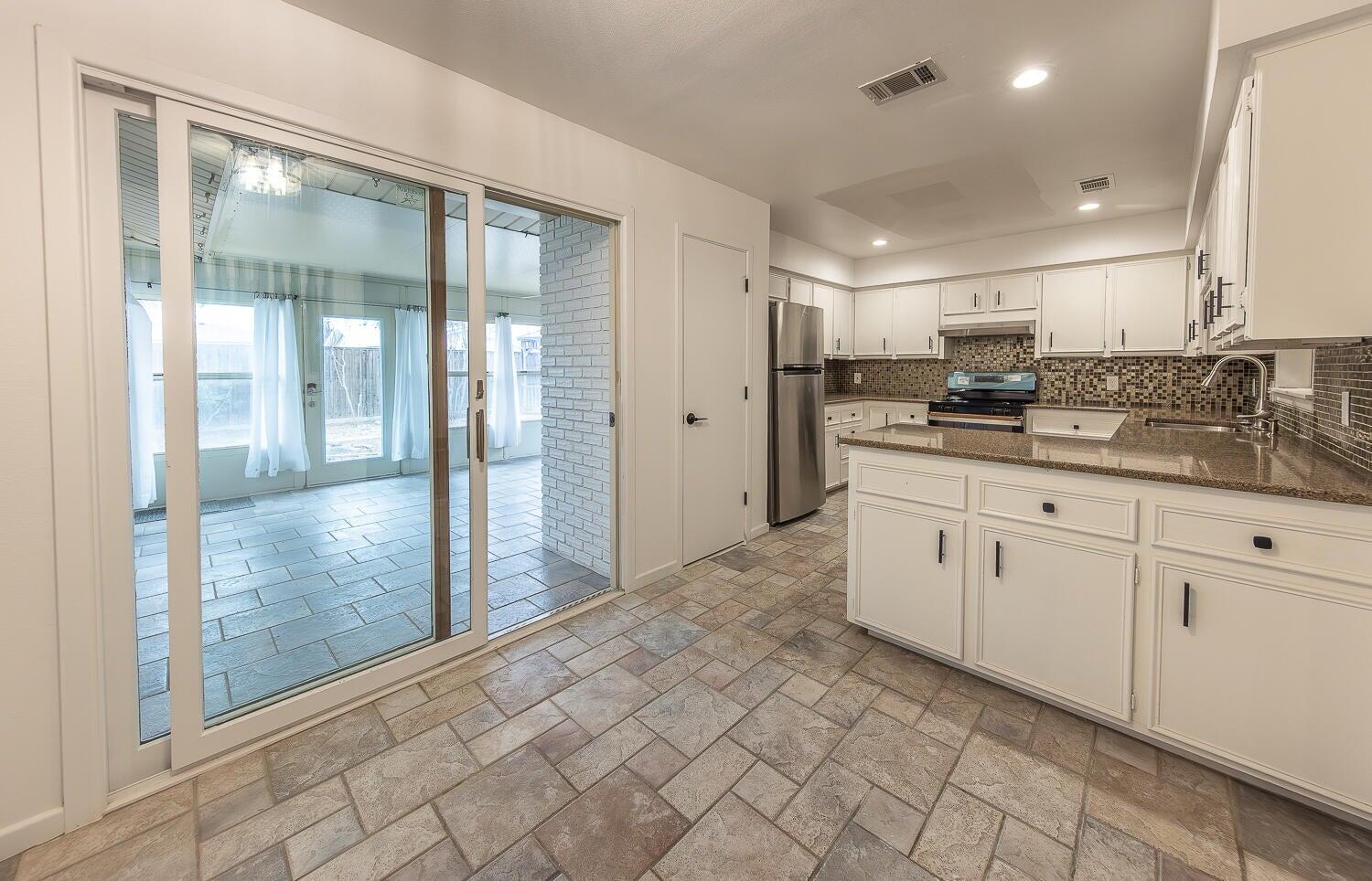3423 55th Street Lubbock, TX 79413 - Photo 11 of 29 11