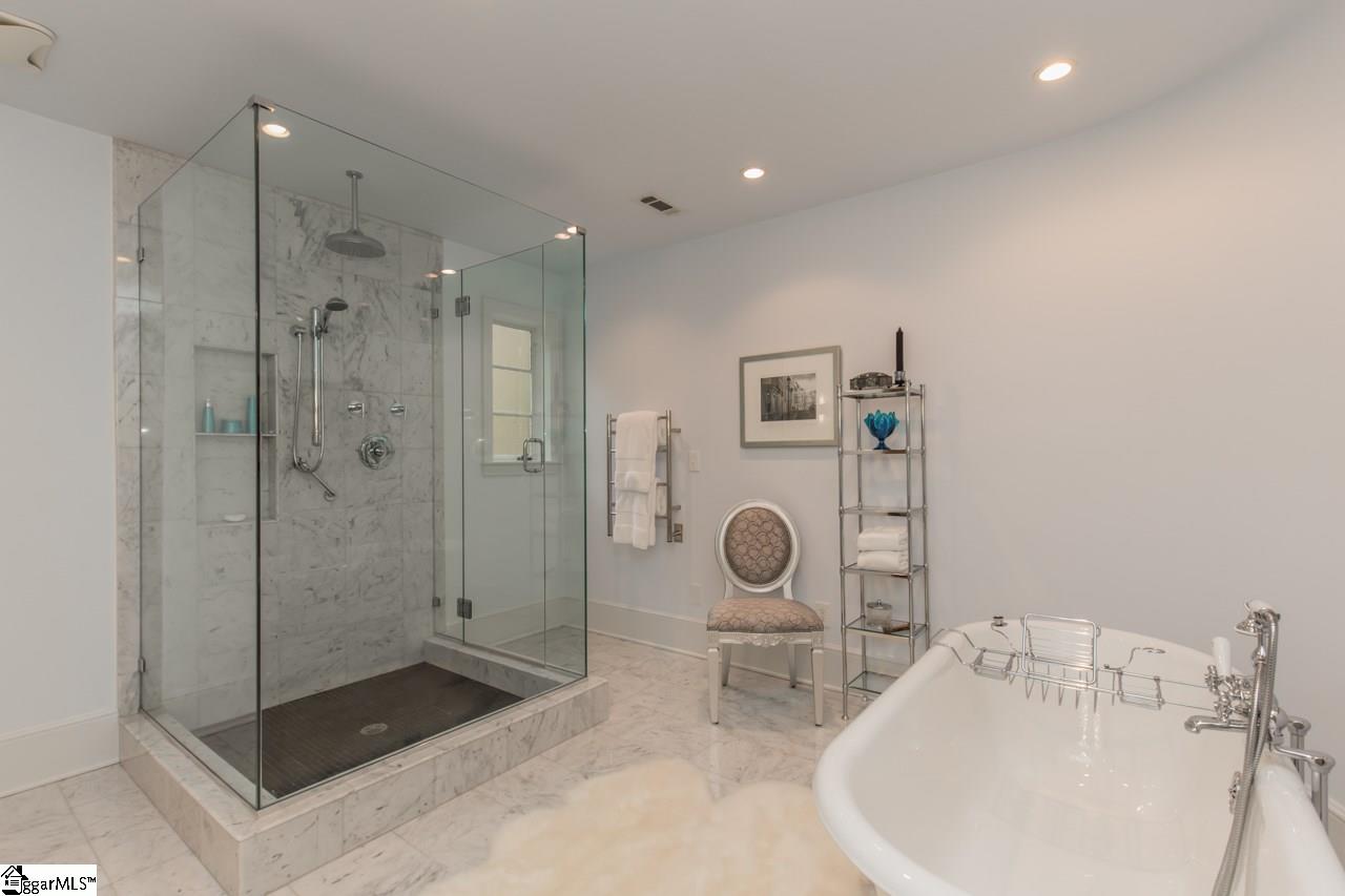108 Fernwood Lane Greenville, SC 29607 - Photo 23 of 36 Gallery Image 23