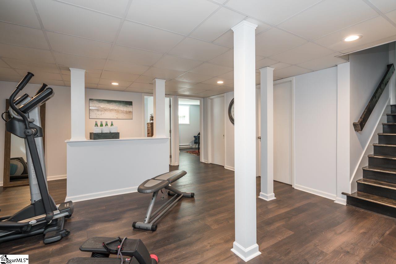 108 Fernwood Lane Greenville, SC 29607 - Photo 28 of 36 Gallery Image 28