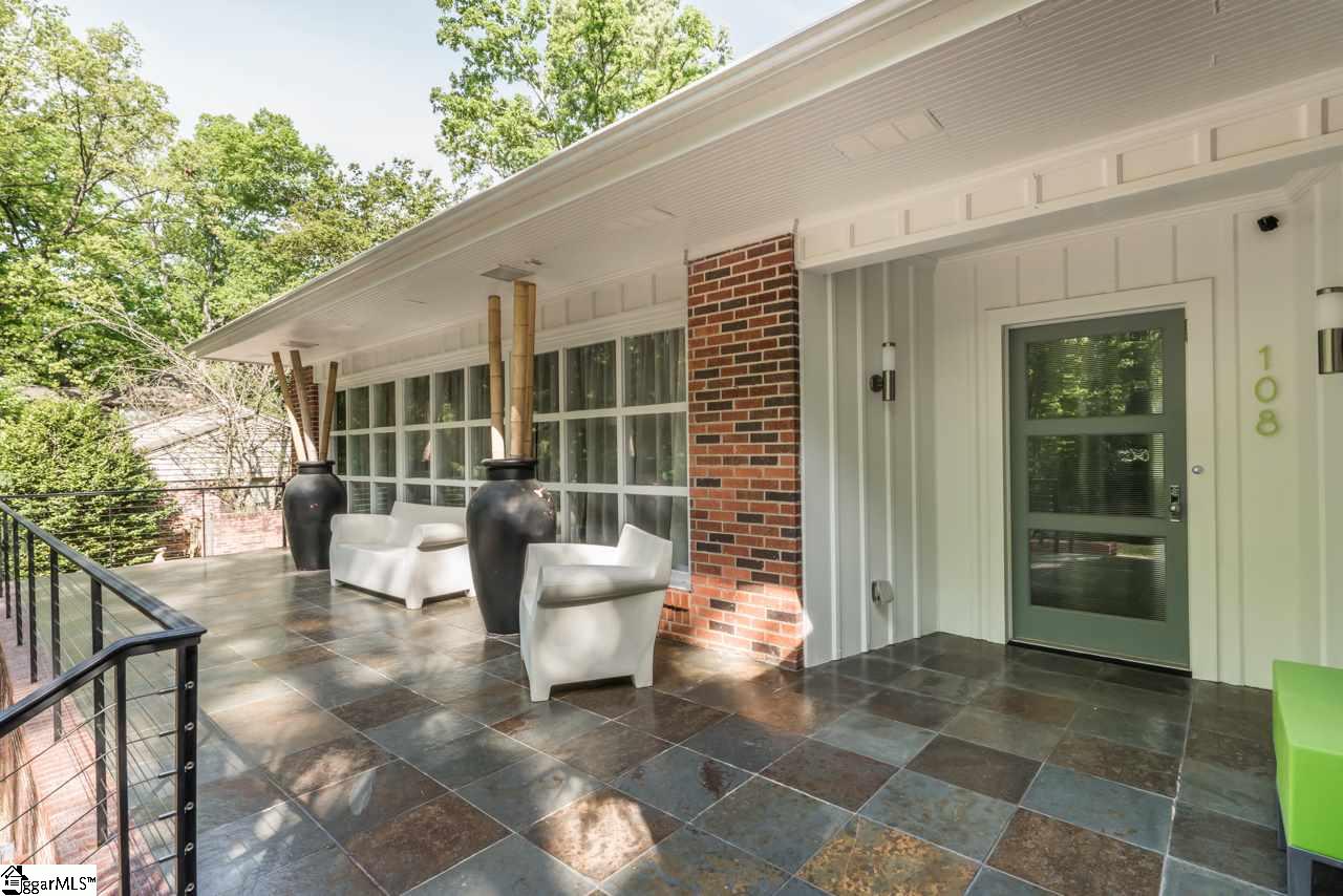 108 Fernwood Lane Greenville, SC 29607 - Photo 4 of 36 Gallery Image 4