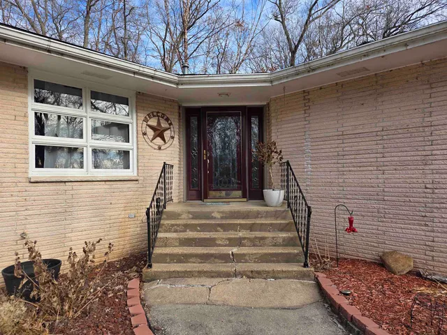 $330,000 | 23304 Gingers Drive, Muscoda, WI 53573