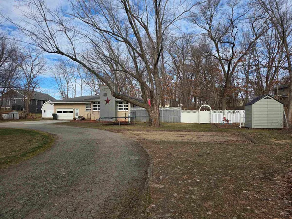 $315,000 | 23304 Gingers Drive, Muscoda, WI 53573