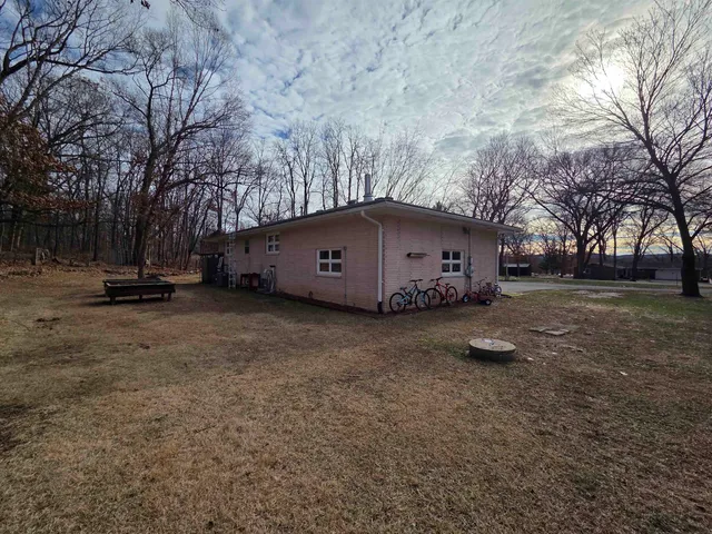 $330,000 | 23304 Gingers Drive, Muscoda, WI 53573