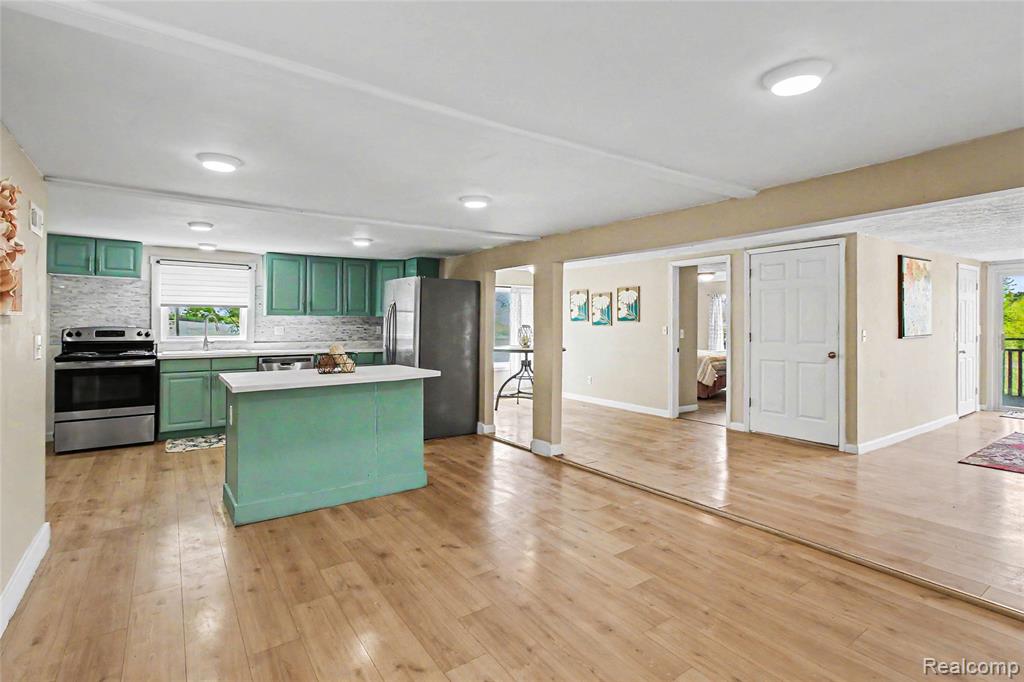 9433 East Lovejoy Road Perry, MI 48872 - Photo 7 of 29