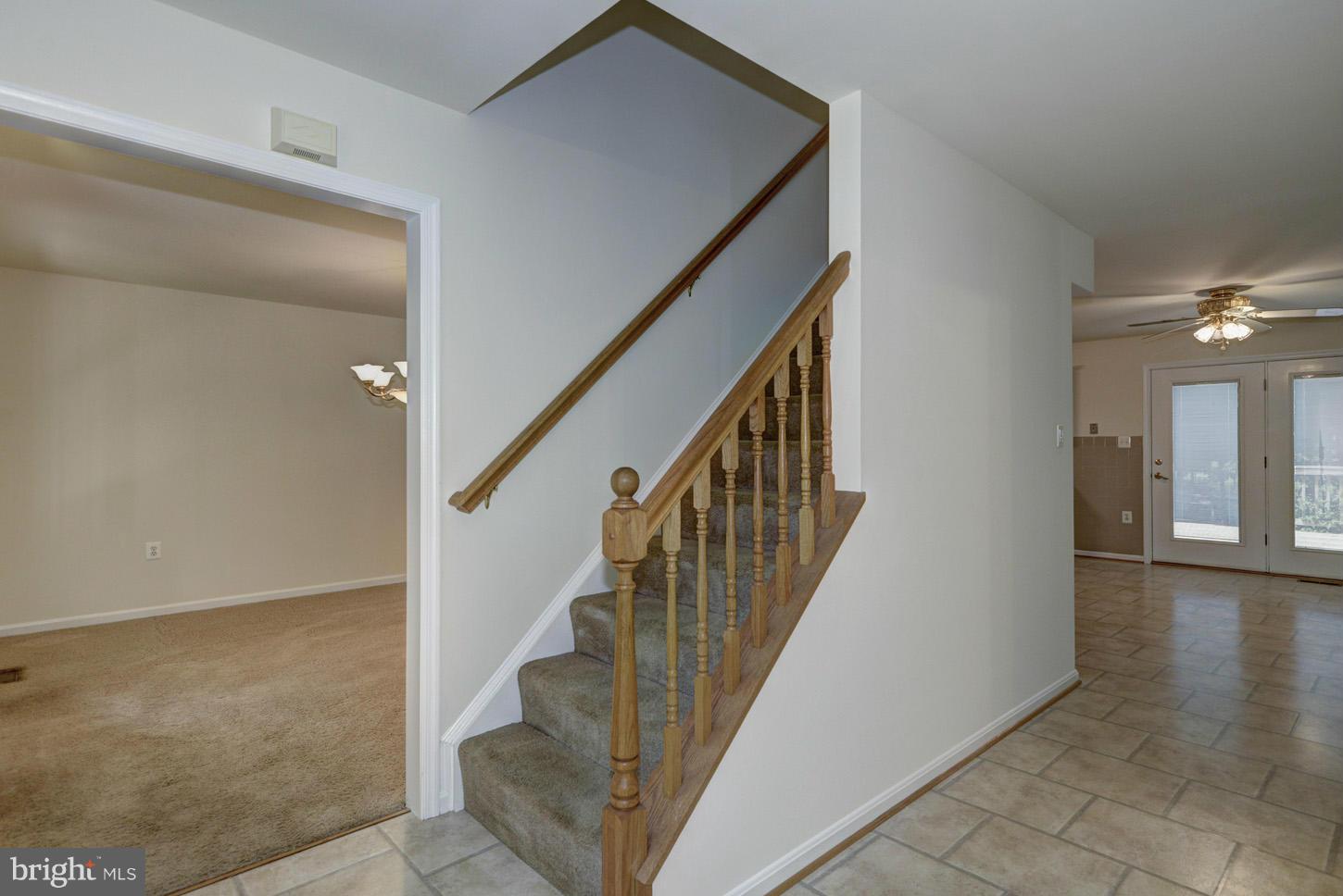 3524 Hooper Road New Windsor, MD 21776 - Photo 2 of 27 Foyer