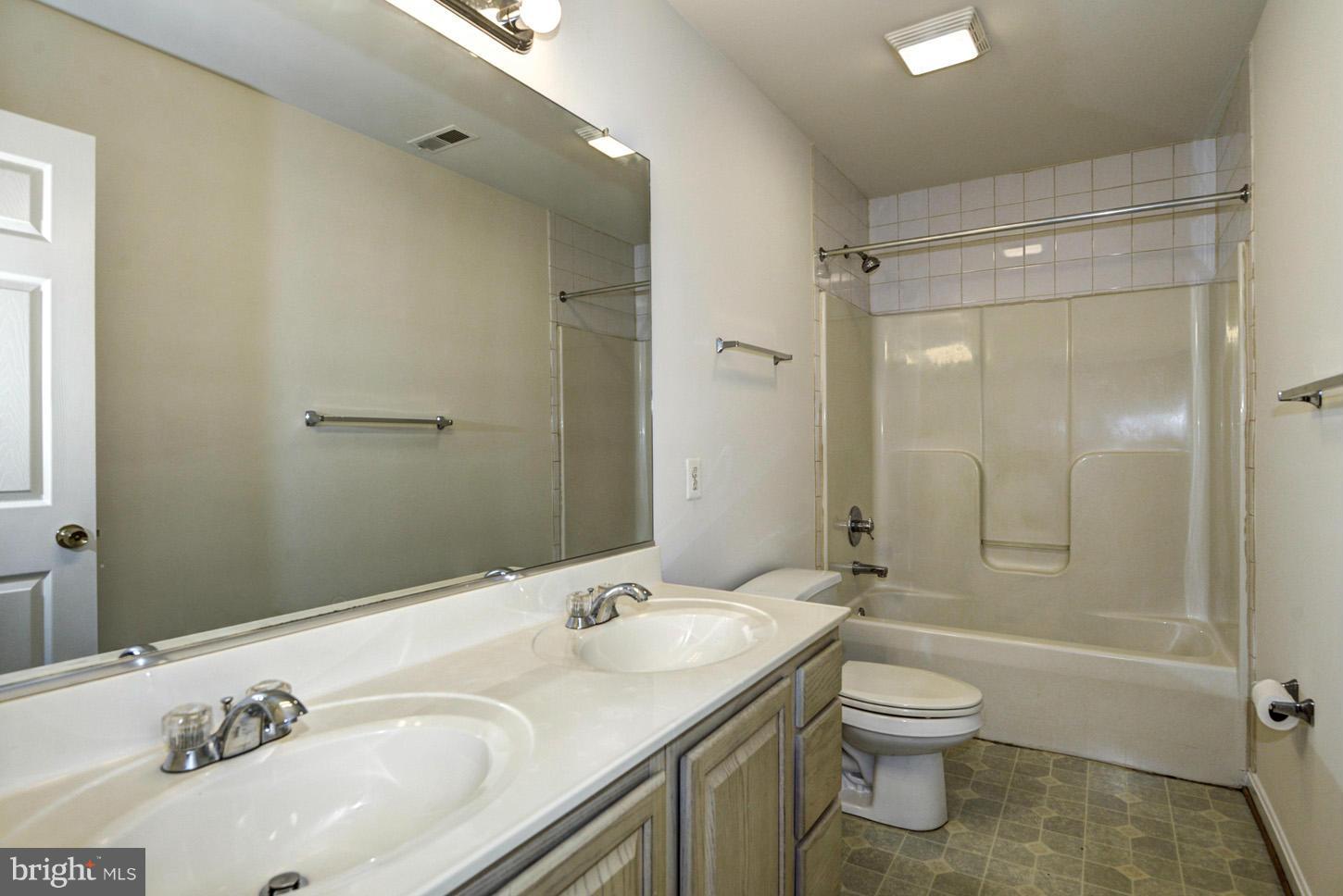 3524 Hooper Road New Windsor, MD 21776 - Photo 16 of 27 Bath