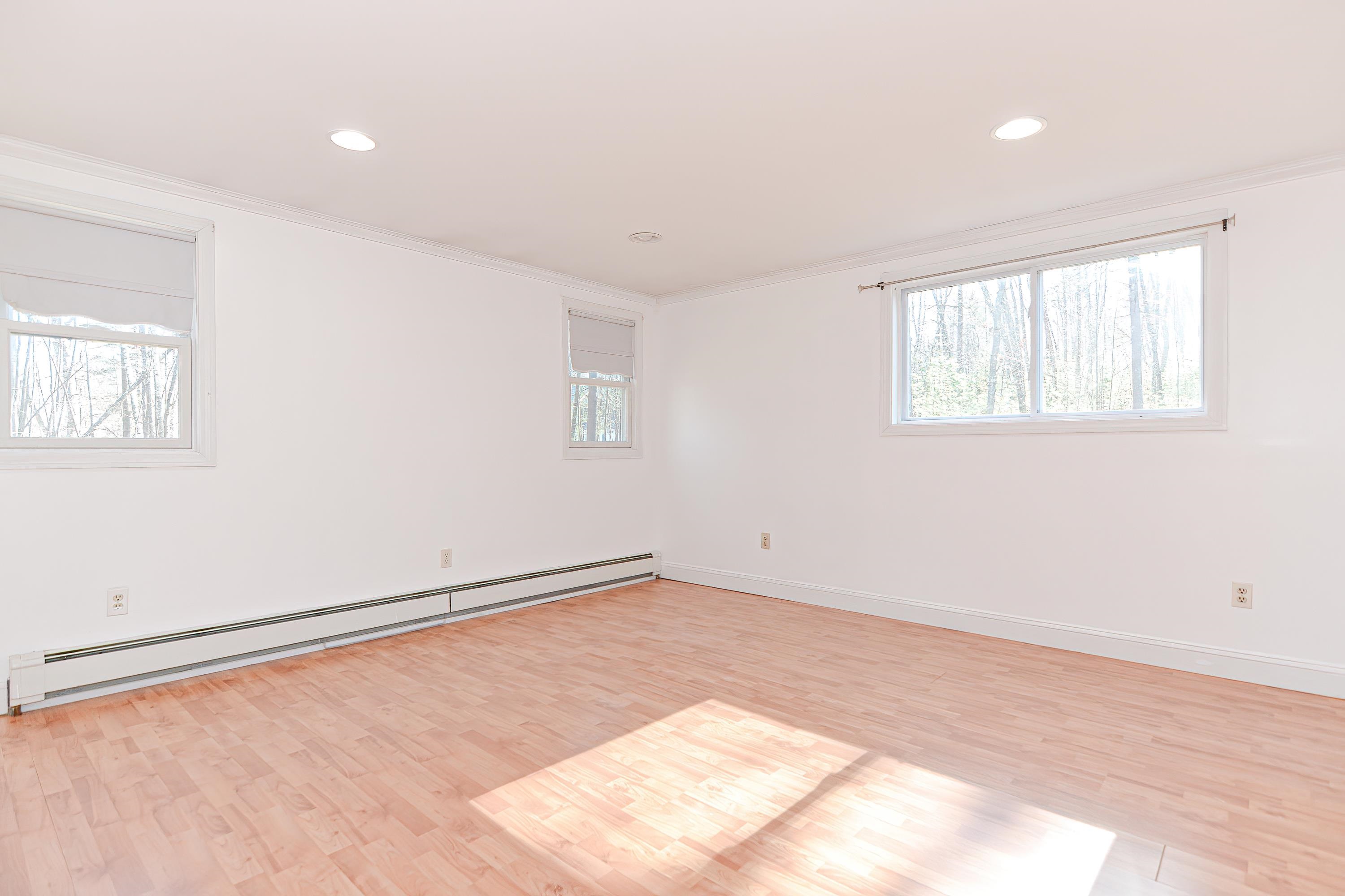 110 Newton Road Plaistow, NH 03865 - Photo 12 of 35 Gallery Image 12