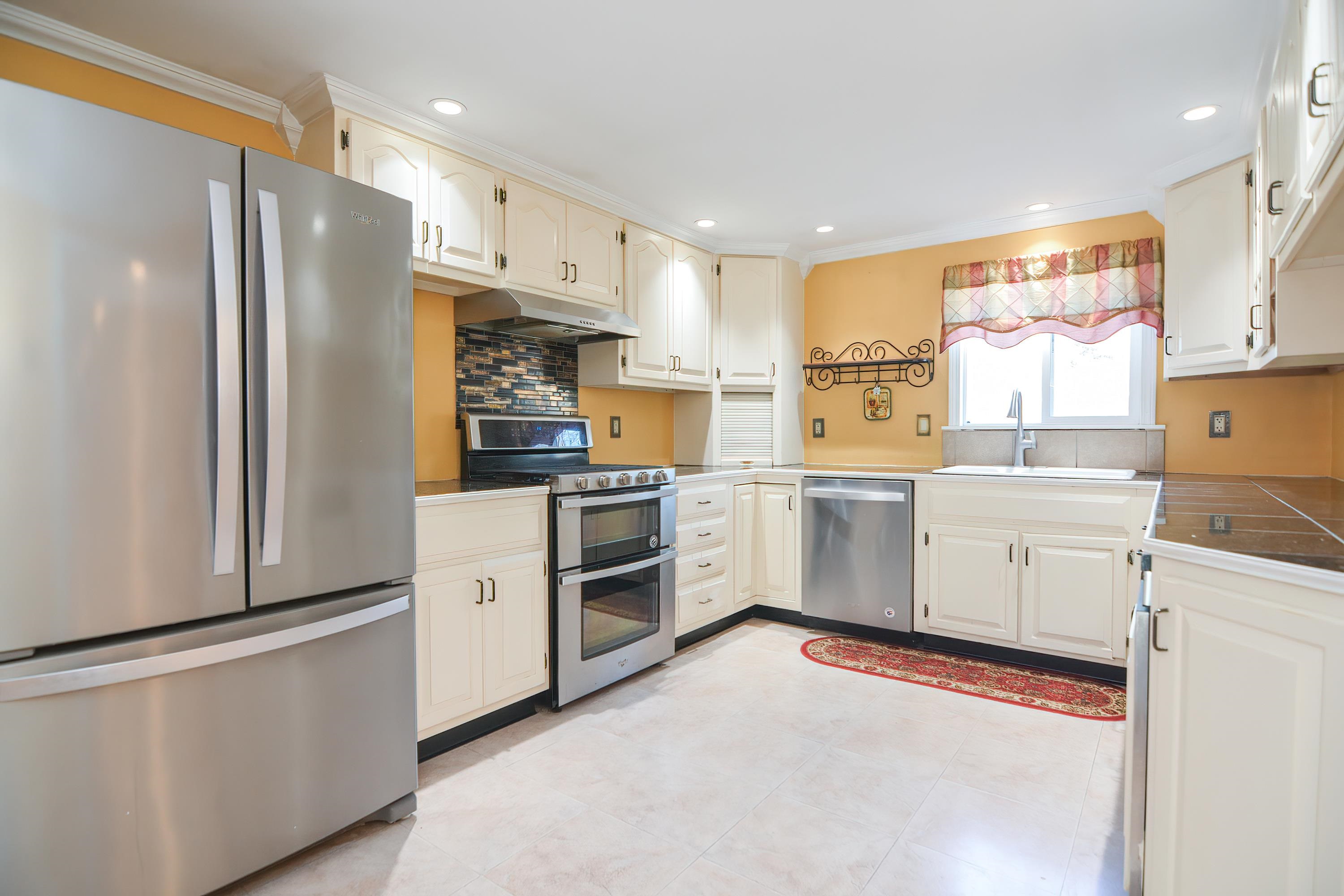 110 Newton Road Plaistow, NH 03865 - Photo 34 of 35 Gallery Image 34