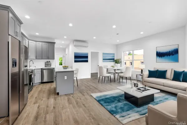 $4,000 | 533 Greenwich Street, Unit 1D, Hempstead, NY 11550