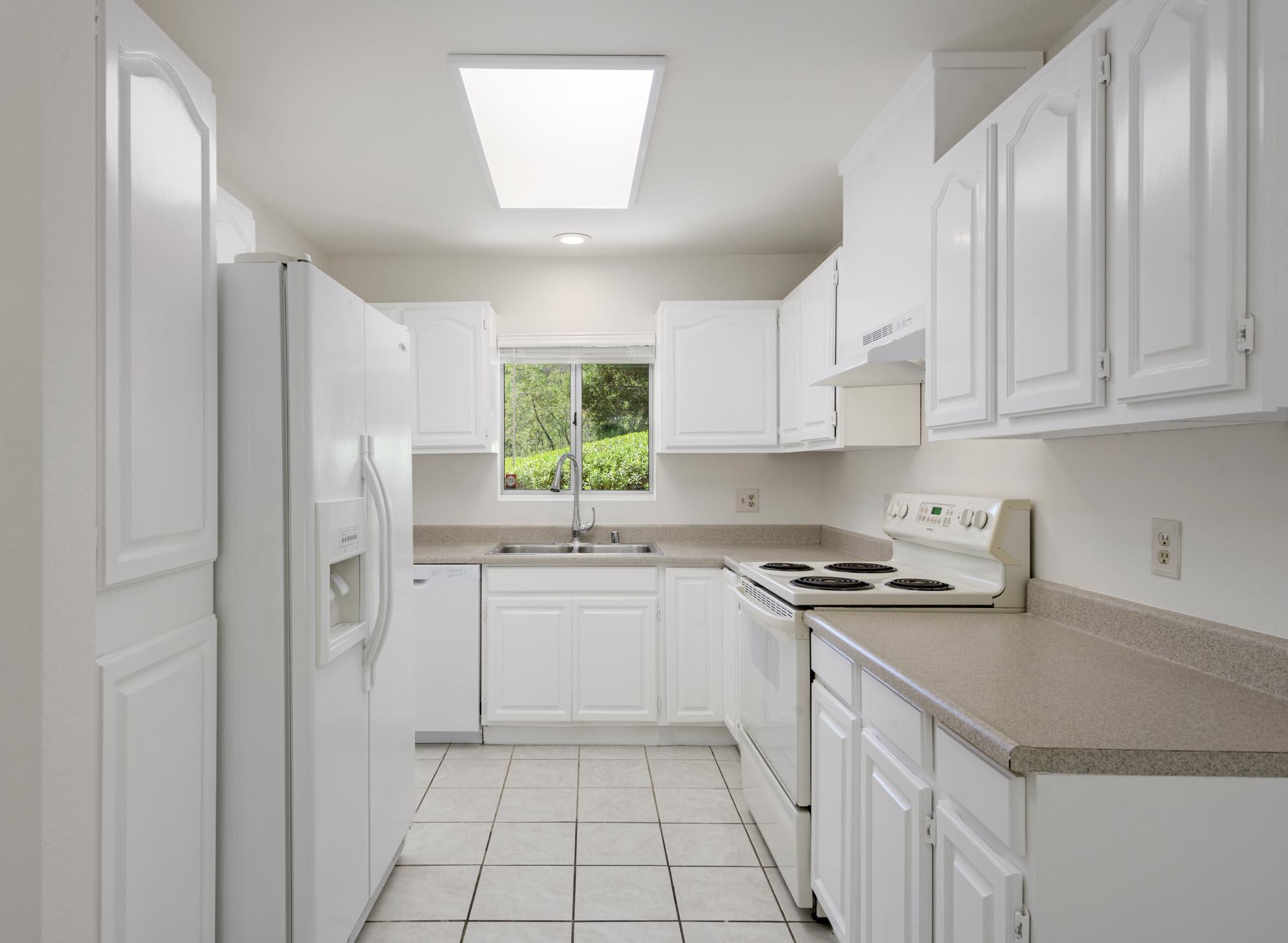 1062 North San Marcos Road Santa Barbara, CA 93111 - Photo 5 of 21 05