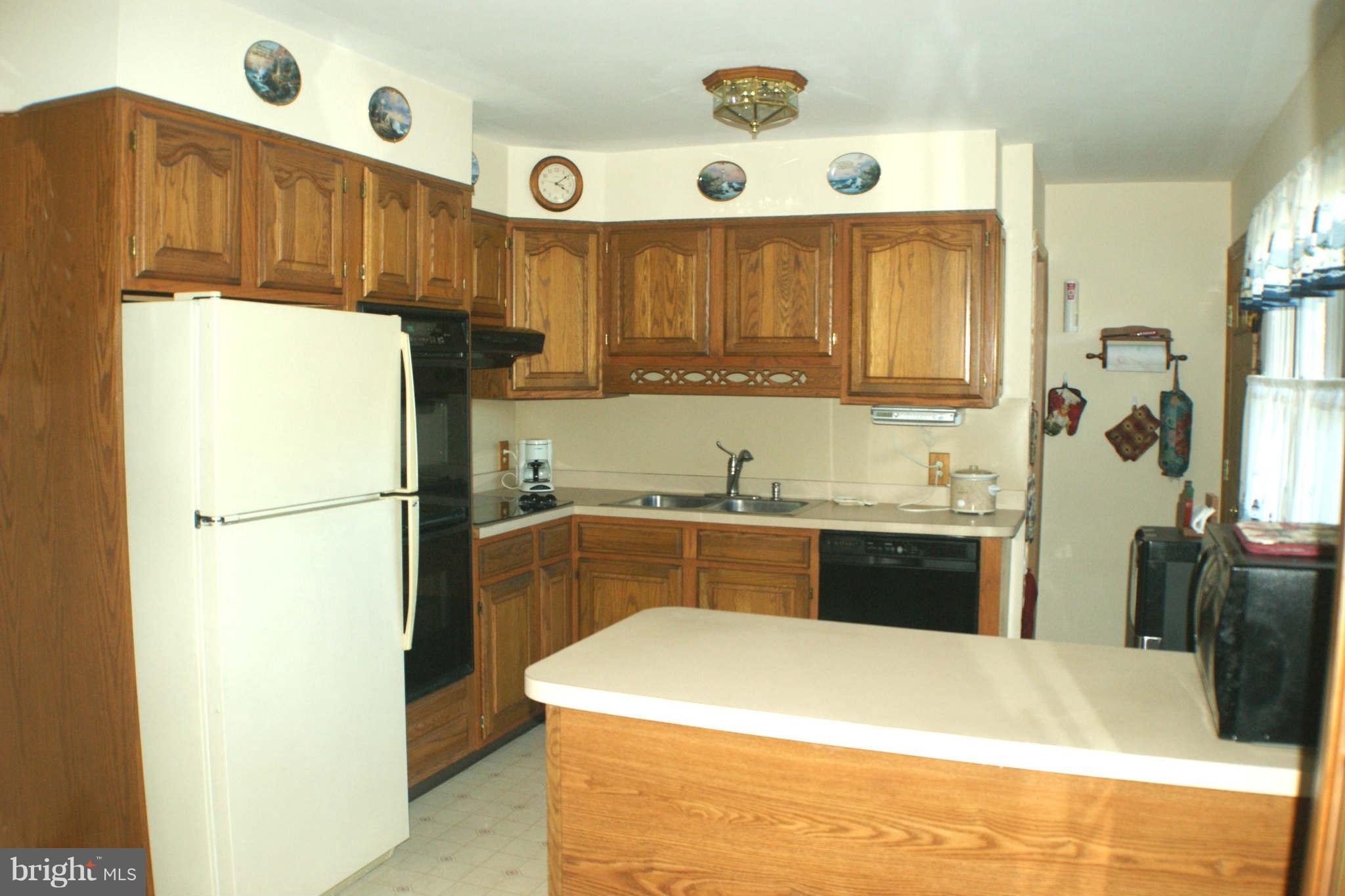 26 Maloney Road Elkton, MD 21921 - Photo 2 of 19 Kitchen