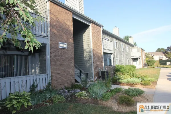 $2,950 | 9006 Tamarron Drive, Plainsboro, NJ 08536