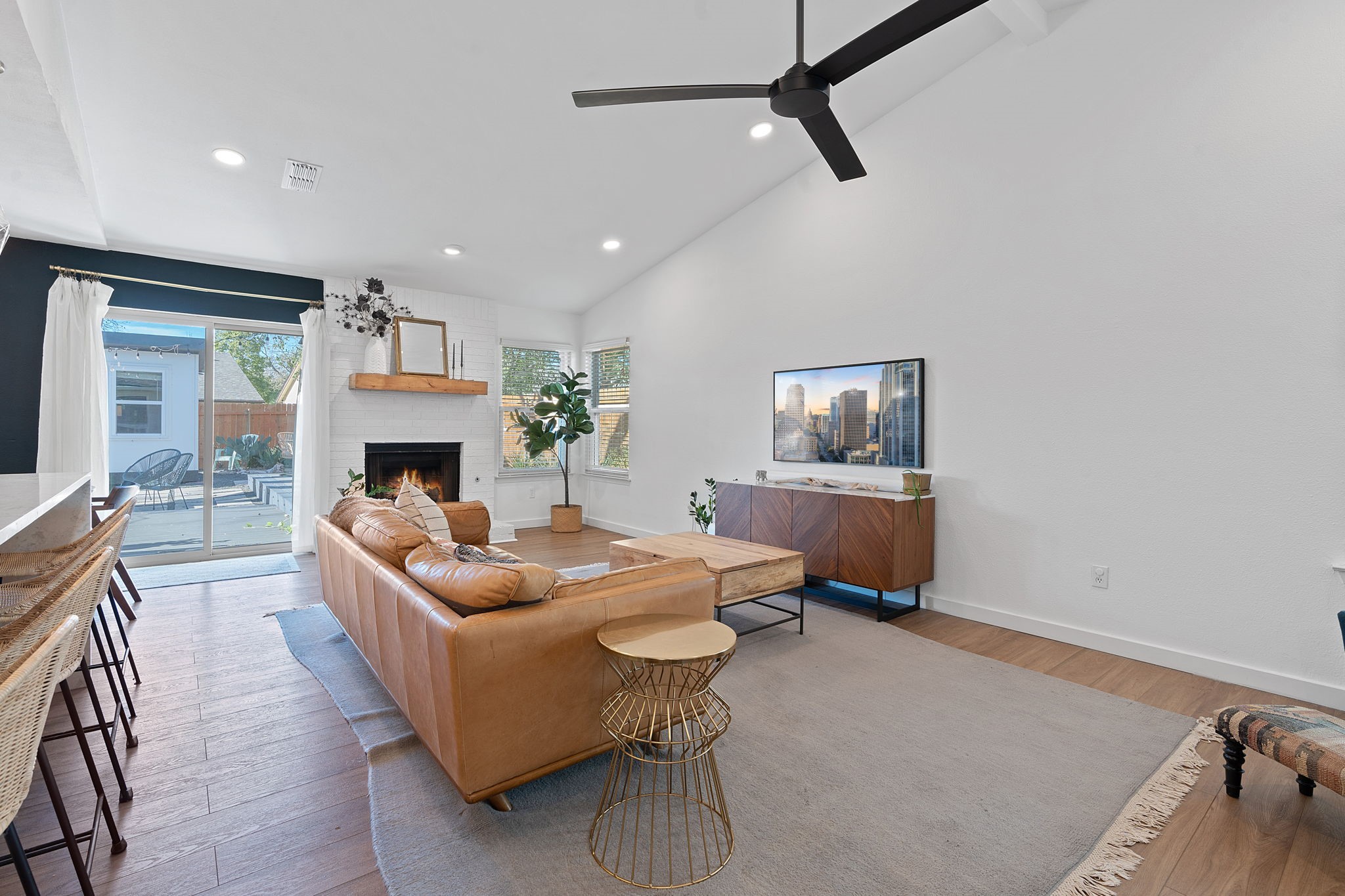 4916 Transit Circle Austin, TX 78727 - Photo 5 of 20