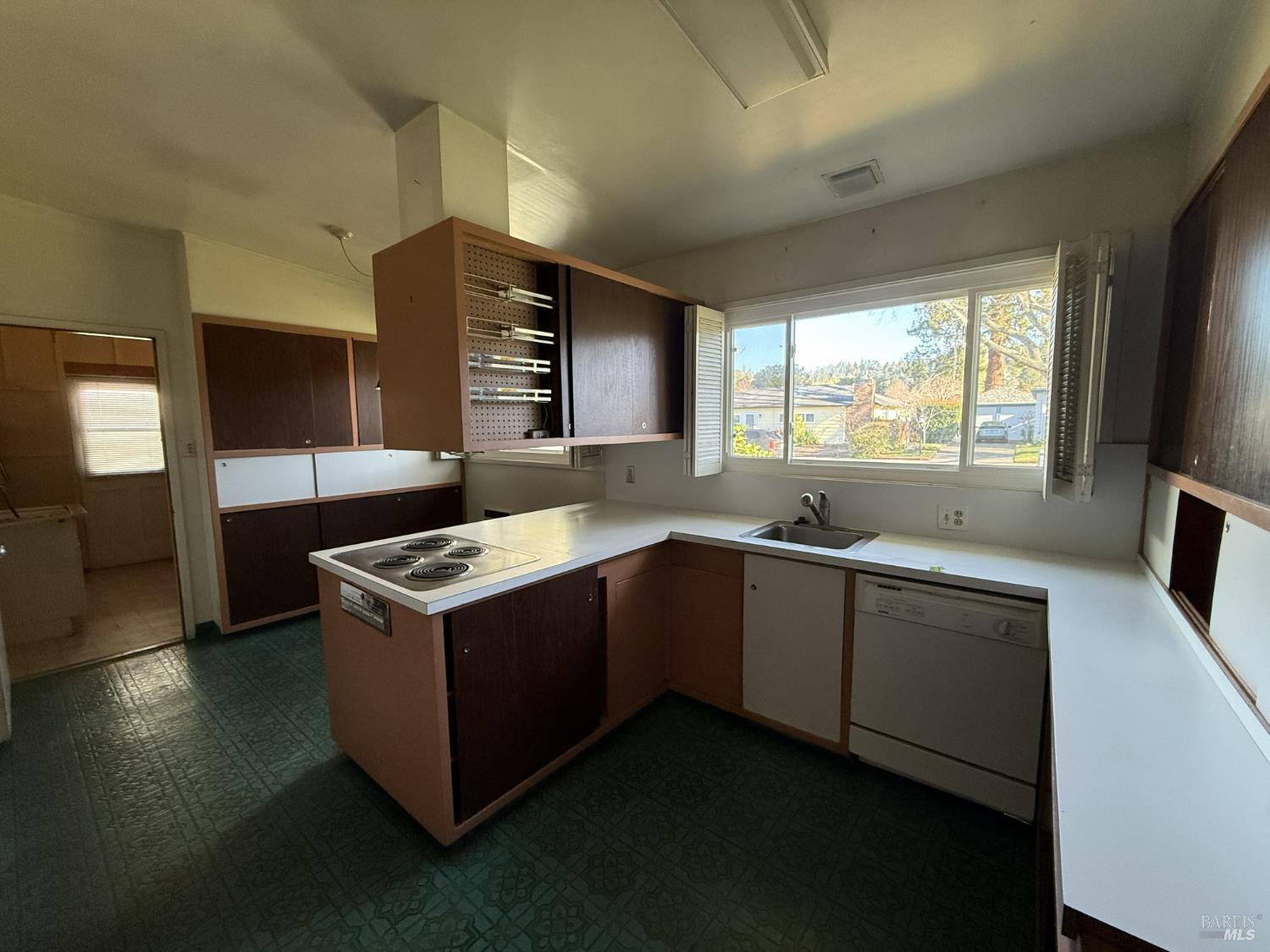 1644 Julianne Place Santa Rosa, CA 95404 - Photo 8 of 21