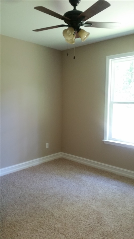 194 Tafflinger Road Crawfordville, FL 32327 - Photo 4 of 19 Gallery Image 4