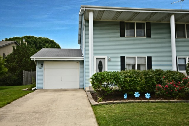 723 South Raven Road Shorewood, IL 60404 - Photo 1 of 15