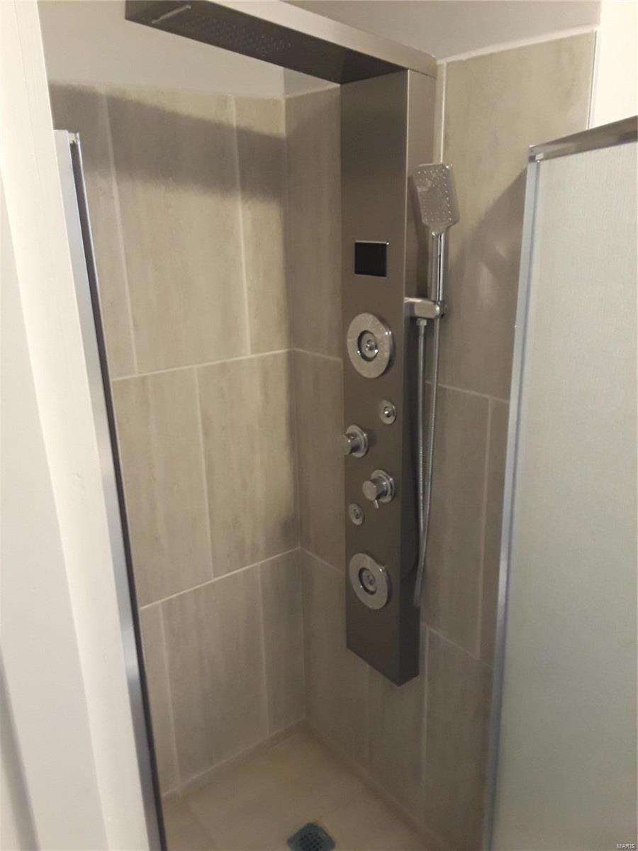 2566 State Street Granite City, IL 62040 - Photo 13 of 16