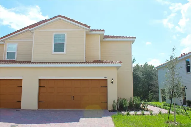 $266,900 | 587 Bay Leaf Drive, Poinciana, FL 34759
