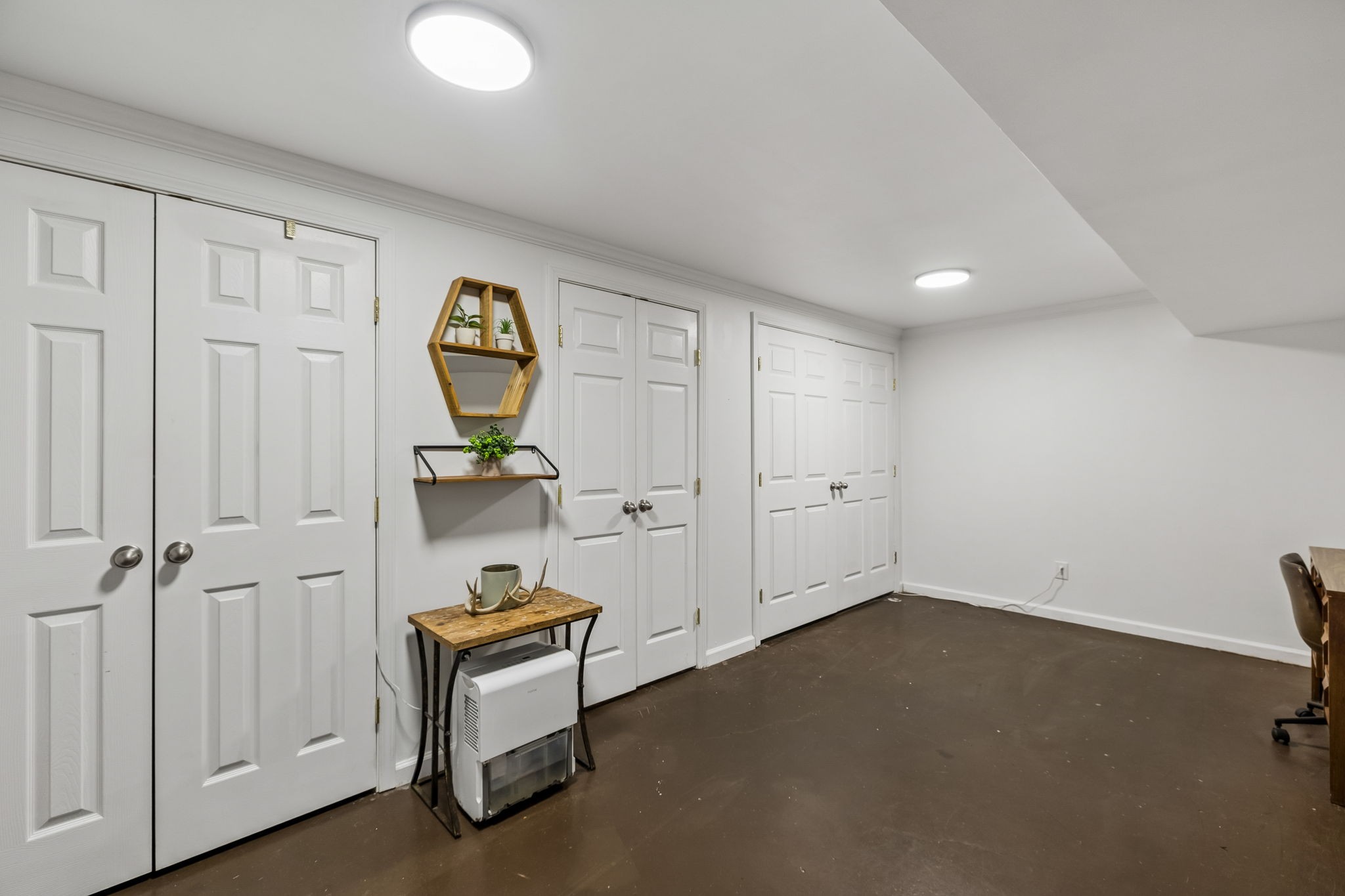 518 Ridgemont Drive Dickson, TN 37055 - Photo 43 of 67 wooden floor in an empty room with a window