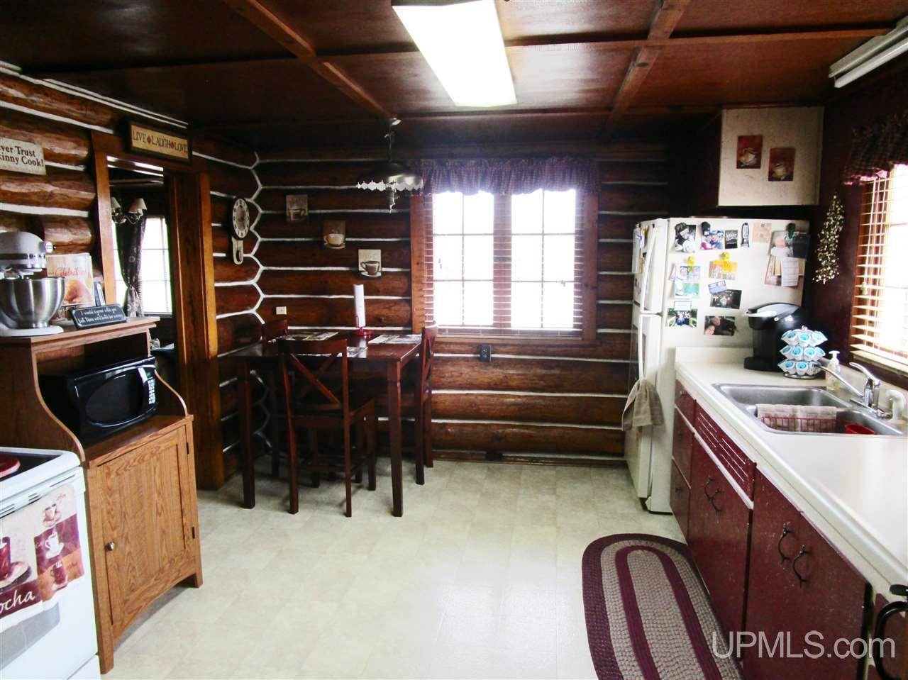 5975 F Road Bark River, MI 49807 - Photo 4 of 36