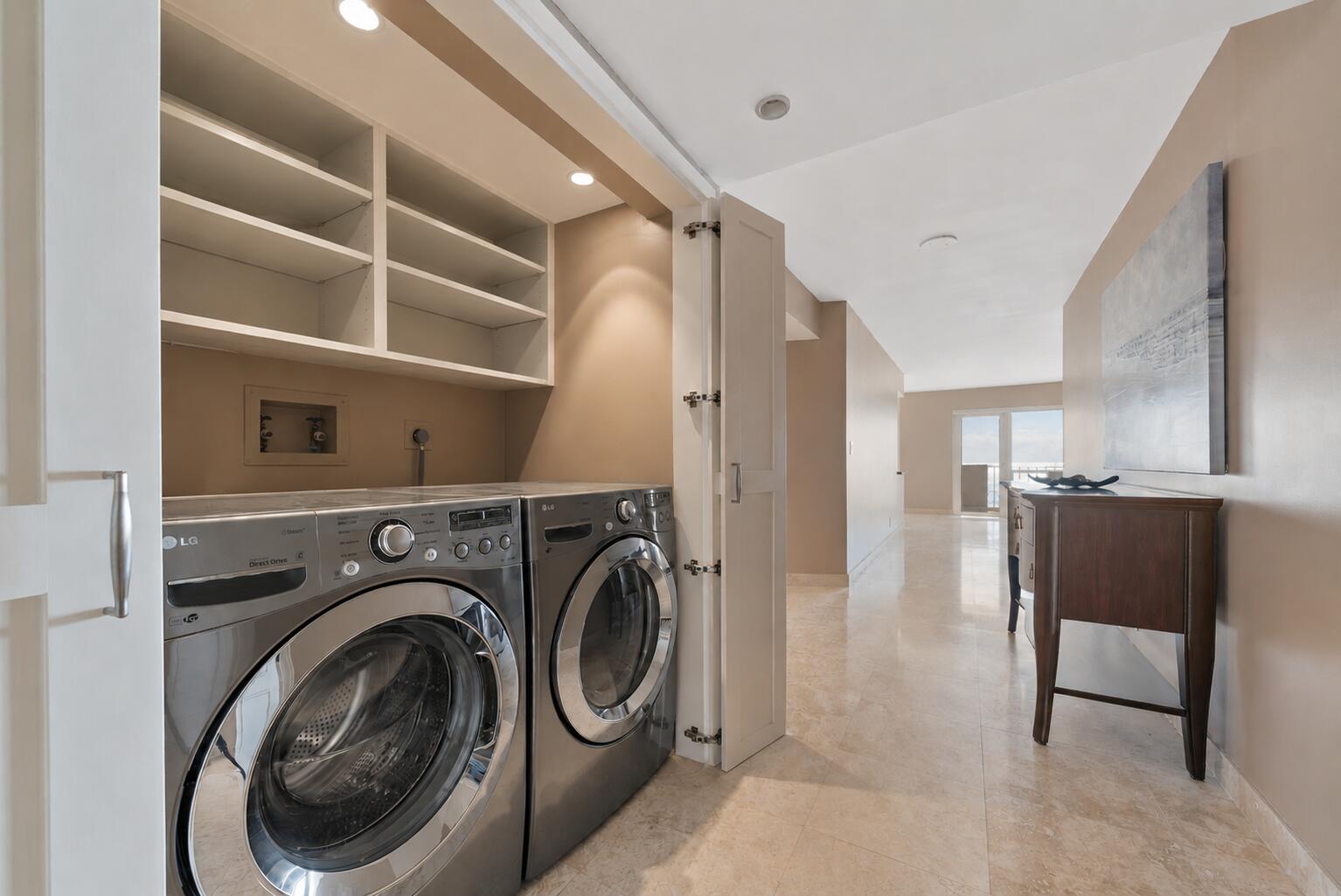 4301 North Ocean Boulevard, Unit 802 Boca Raton, FL 33431 - Photo 14 of 19 Washer and Dryer
