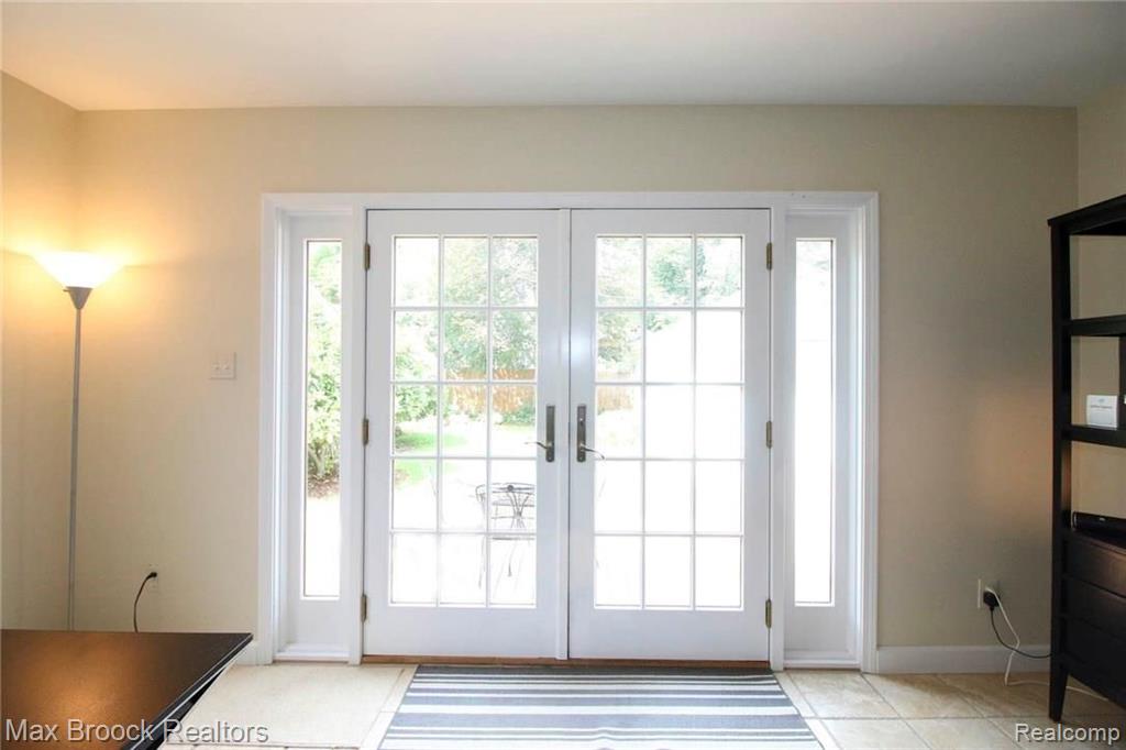 1439 Villa Road Birmingham, MI 48009 - Photo 12 of 24