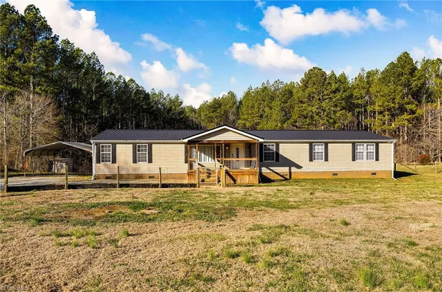 $299,900 | 876 Mr Henry Road, Mocksville, NC 27028