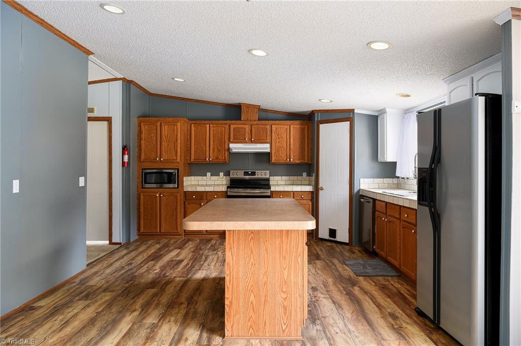 876 Mr Henry Road Mocksville, NC 27028 - Photo 8 of 41 Gallery Image 8