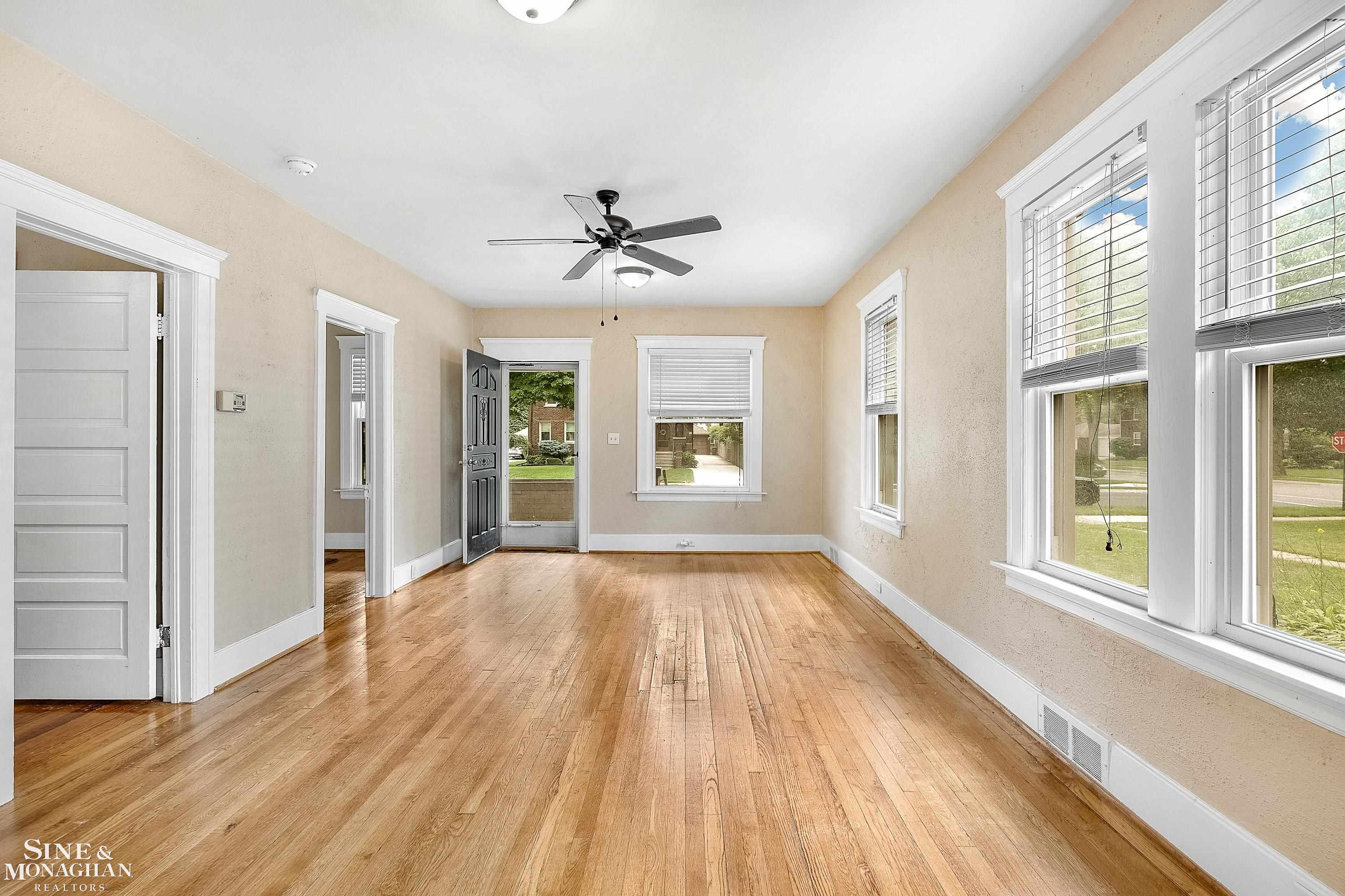 541 Neff Road Grosse Pointe, MI 48230 - Photo 5 of 19