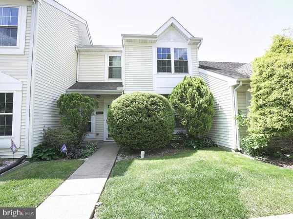$2,600 | 6006 Rolling Hill Drive, North Wales, PA 19454