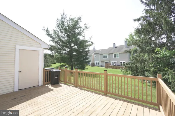 $2,600 | 6006 Rolling Hill Drive, North Wales, PA 19454