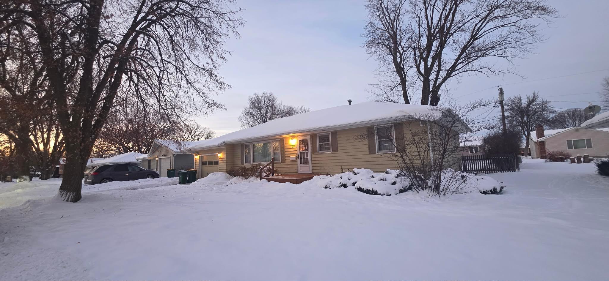 319 Glenn Road Albert Lea, MN 56007 - Photo 5 of 27